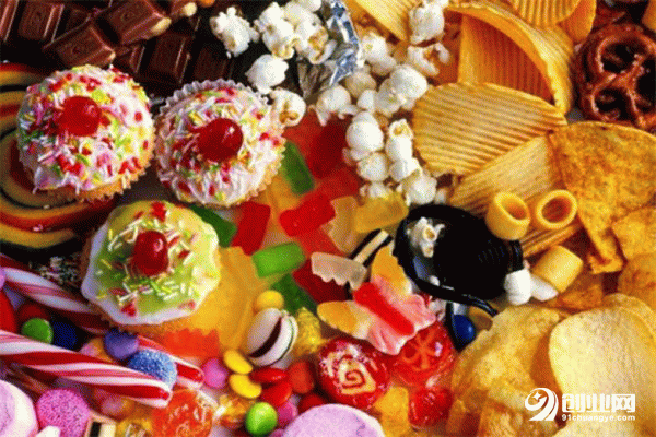 我愛吃零食為什么很多人選擇？投資少 總部1對1指導開店