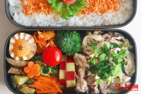 創(chuàng)業(yè)怎么選擇才能實(shí)現(xiàn)夢想?餐飲加盟帶您發(fā)掘驚喜