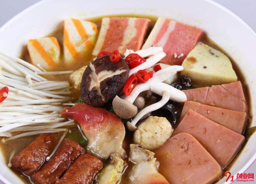 大三學生創業開麻辣燙店，月入過萬