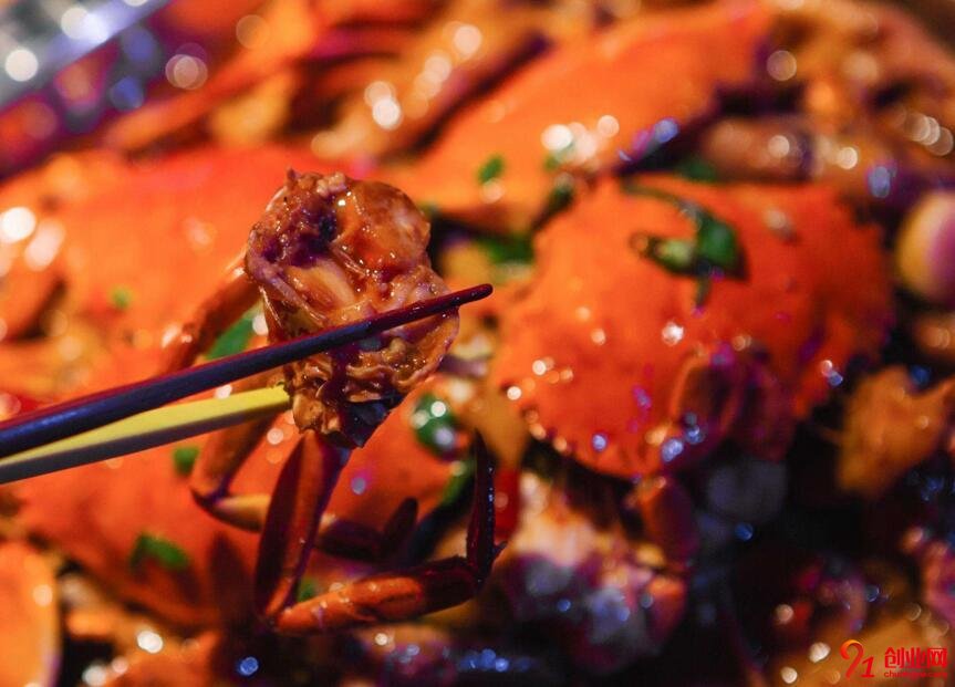 這家“肉蟹煲店”每天可以賺1000元