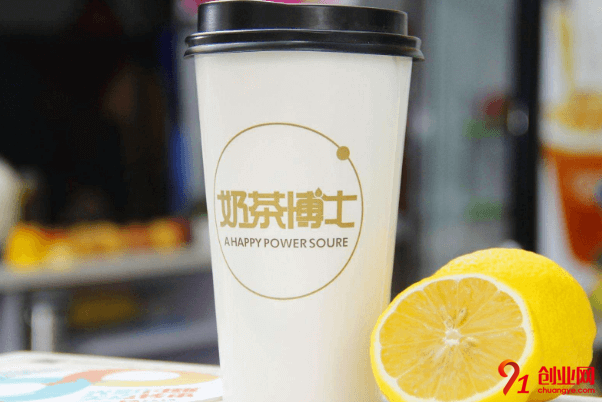 奶茶博士加盟的人多嗎？加盟復(fù)雜嗎？