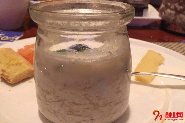 季憶奶茶加盟店賺不賺錢？一年能賺二十萬嗎？