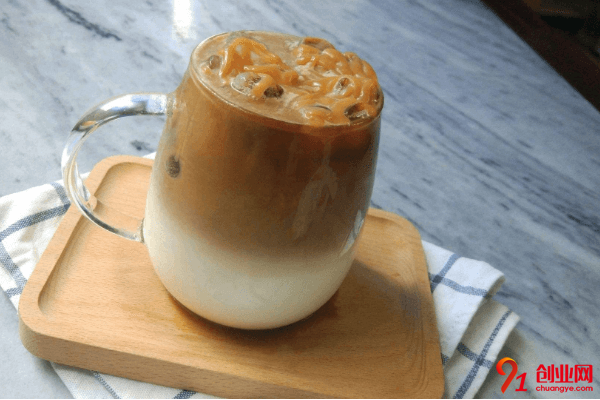 加盟龐志欽奶茶一年能賺多少?加盟年總投資是多少?