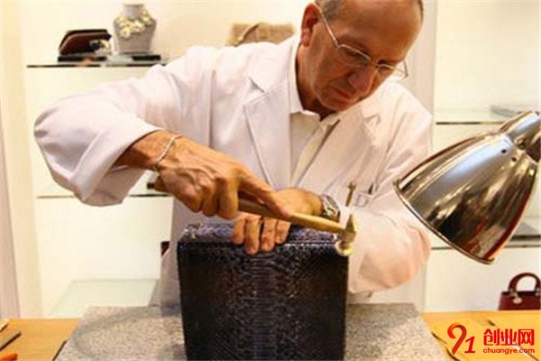 芬尼奇皮具護理加盟項目介紹