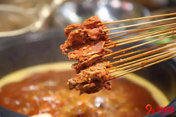 老街勾魂串串加盟條件很簡單，輕松滿足條件