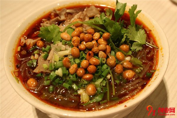 八哥酸辣粉加盟流程