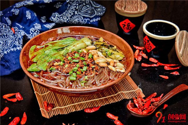 侯志偉手工酸辣粉加盟品牌介紹