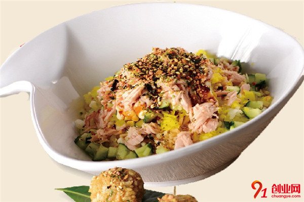 粶鼎記米線加盟條件