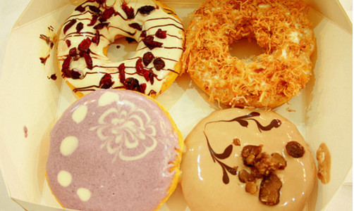 百滋百特甜甜圈加盟費多少錢？