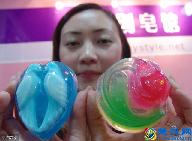 20個最好賣最偏門最暴利的地攤貨，太多人靠它月賺5-8萬