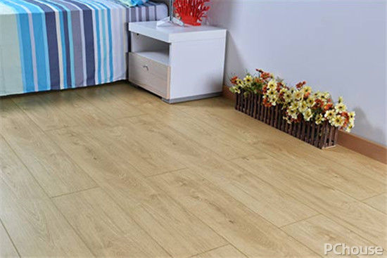 圣菲亞自發熱地板如何 圣菲亞自發熱地板價格