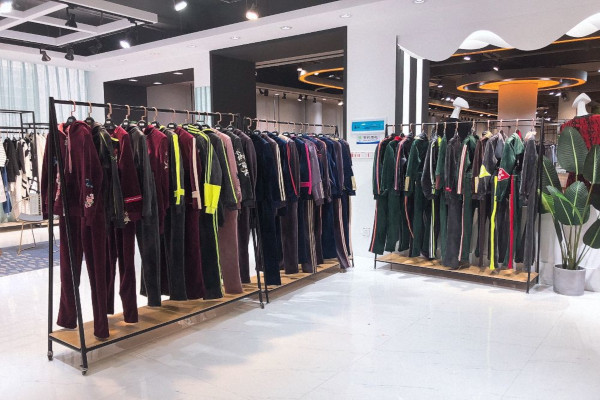 運動品牌折扣店加盟費