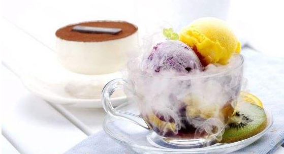 會冒煙的冰淇淋價格(2020會冒煙的冰淇淋機器多少錢一臺圖)