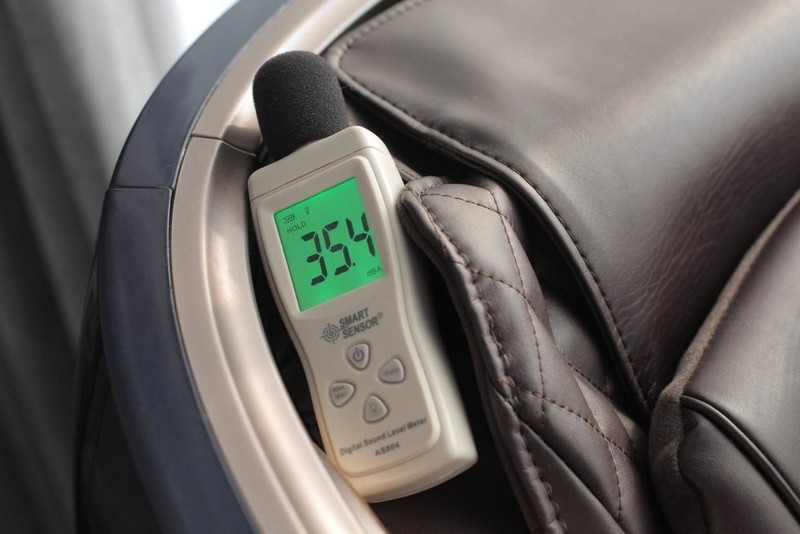 高端按摩椅怎么選？資深體驗官帶來榮泰RT8900按摩椅測評