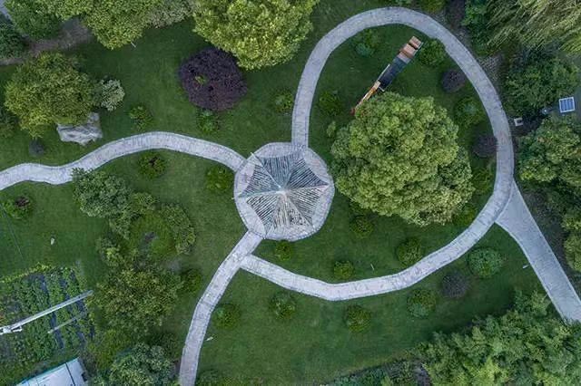 歡樂鄉(xiāng)村