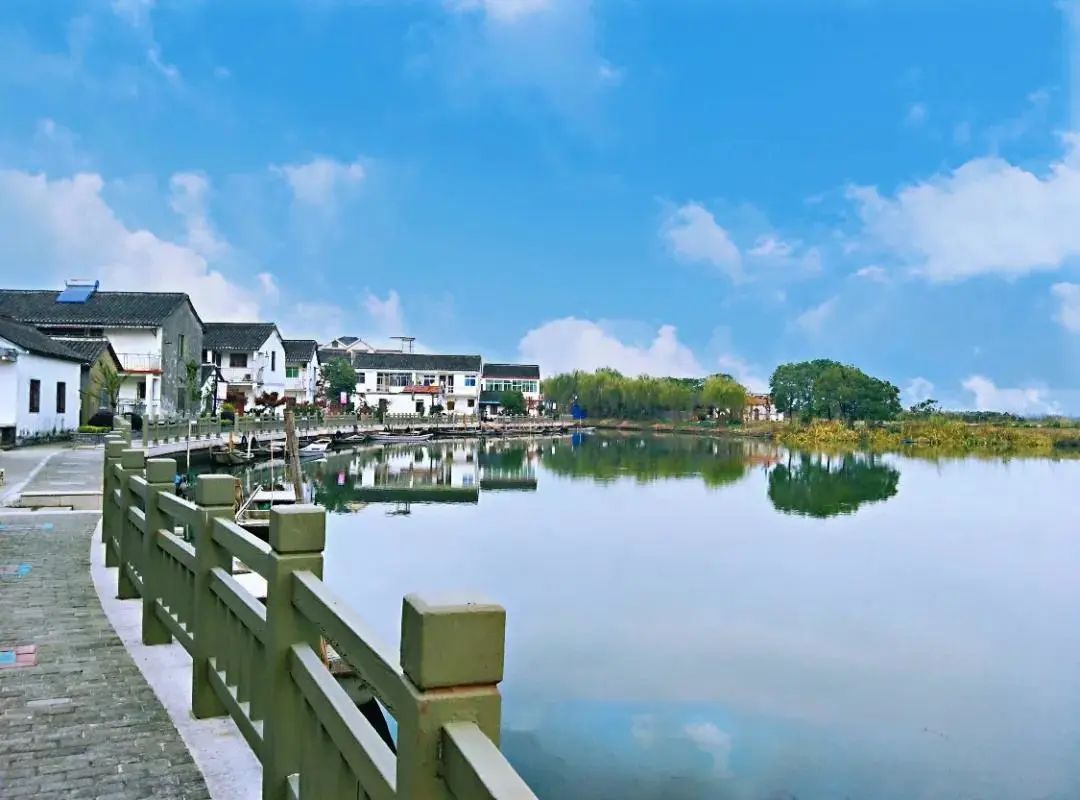 歡樂鄉(xiāng)村