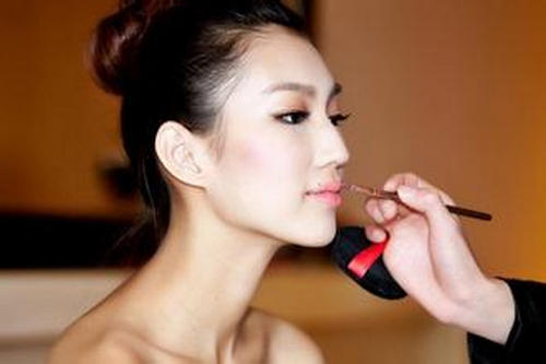 蝶戀花化妝品怎么樣 蝶戀花化妝品適合什么年齡